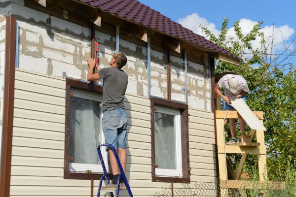 Cost of Handyman Siding Repair in Elk River
