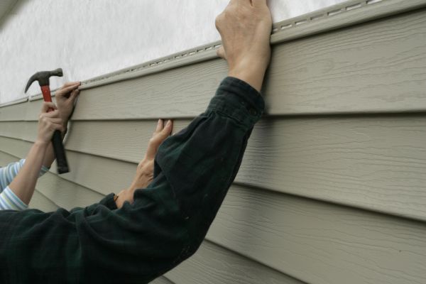 Cost of Insulated Siding Installation in Elk River